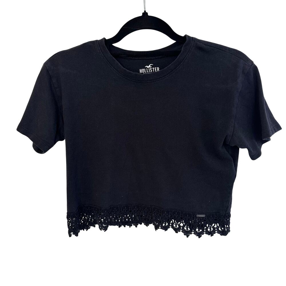 Womans hollister black lace trim short sleeve cropped top size XXS